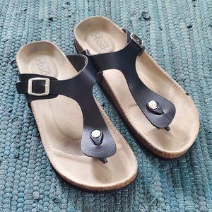 Used-Excellent Mudd Women's Buckle Thong Sandals in Black w/Cork-Women's Size 7